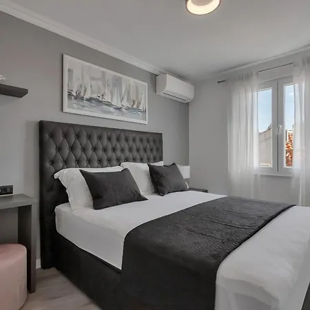Exclusive Center Apartman *